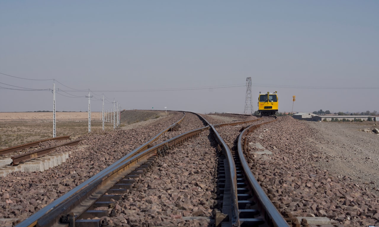 كيف تعزز مفاصل السكك الحديدية سلامة المسار