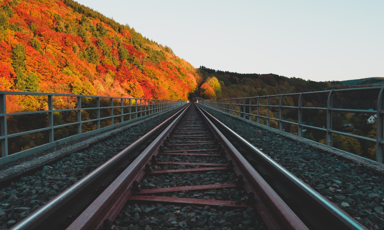 أنواع الانعطافات السكك الحديدية: أحادية مقابل ثنائية مقابل ثلاثية