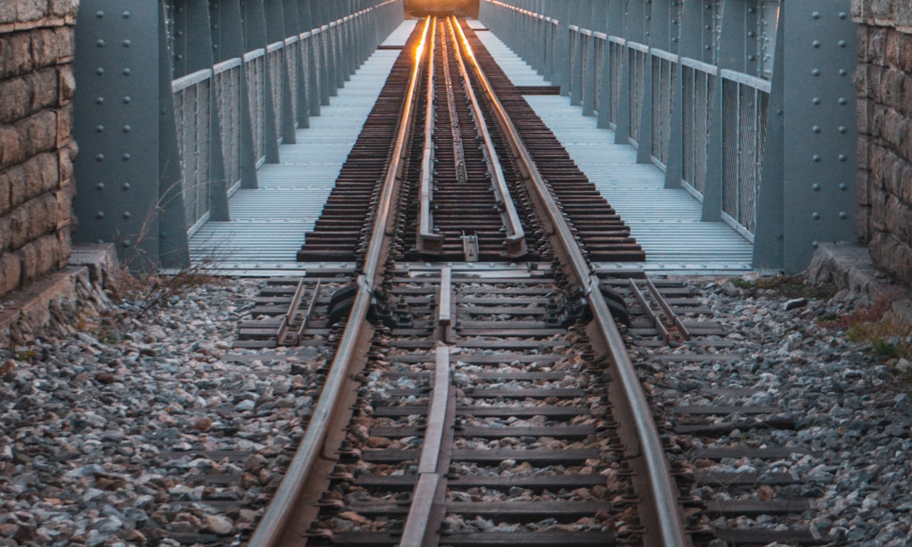 أنواع المسارات الحديدية: البناء، المعايير والوظيفة