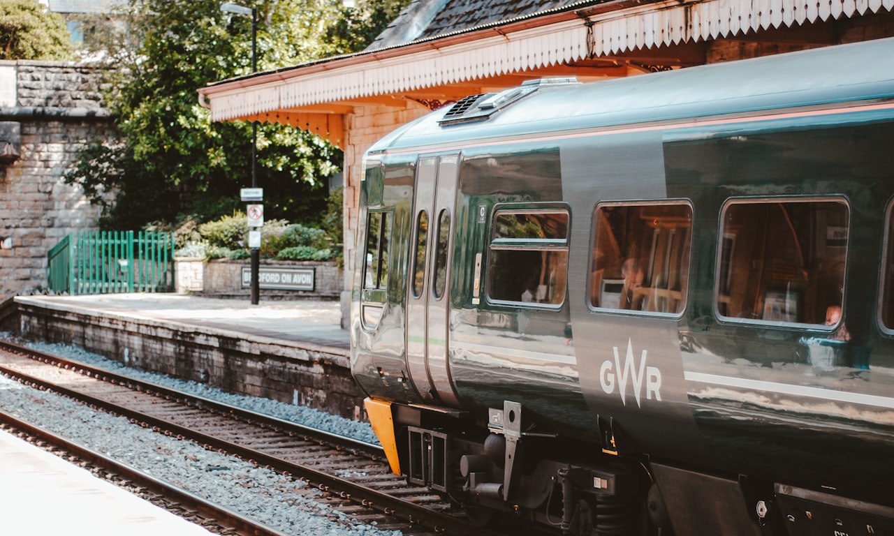 مسؤوليات مهندس القطار: ضمان السلامة والكفاءة